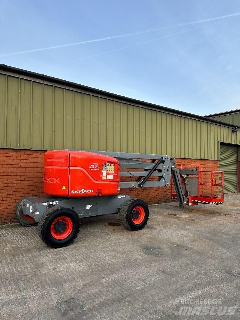 SkyJack SJ 46 AJ Knikarmhoogwerkers