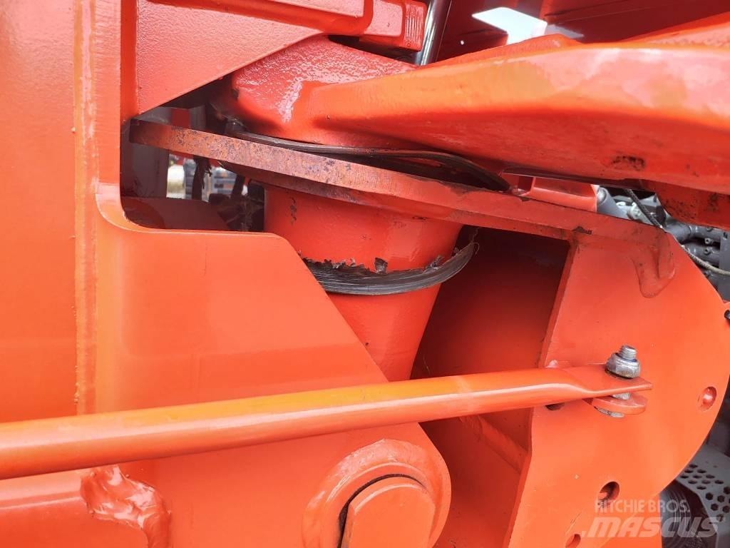 Kuhn FC 313 FF Maaikneuzers