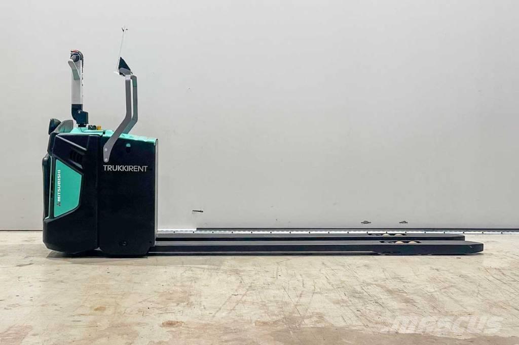 Mitsubishi PBV 20 N2 Pallettruck met meerij platform