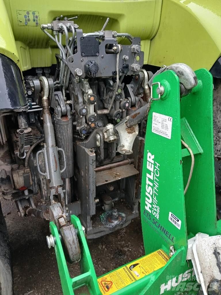 CLAAS ARION 630 Tractoren