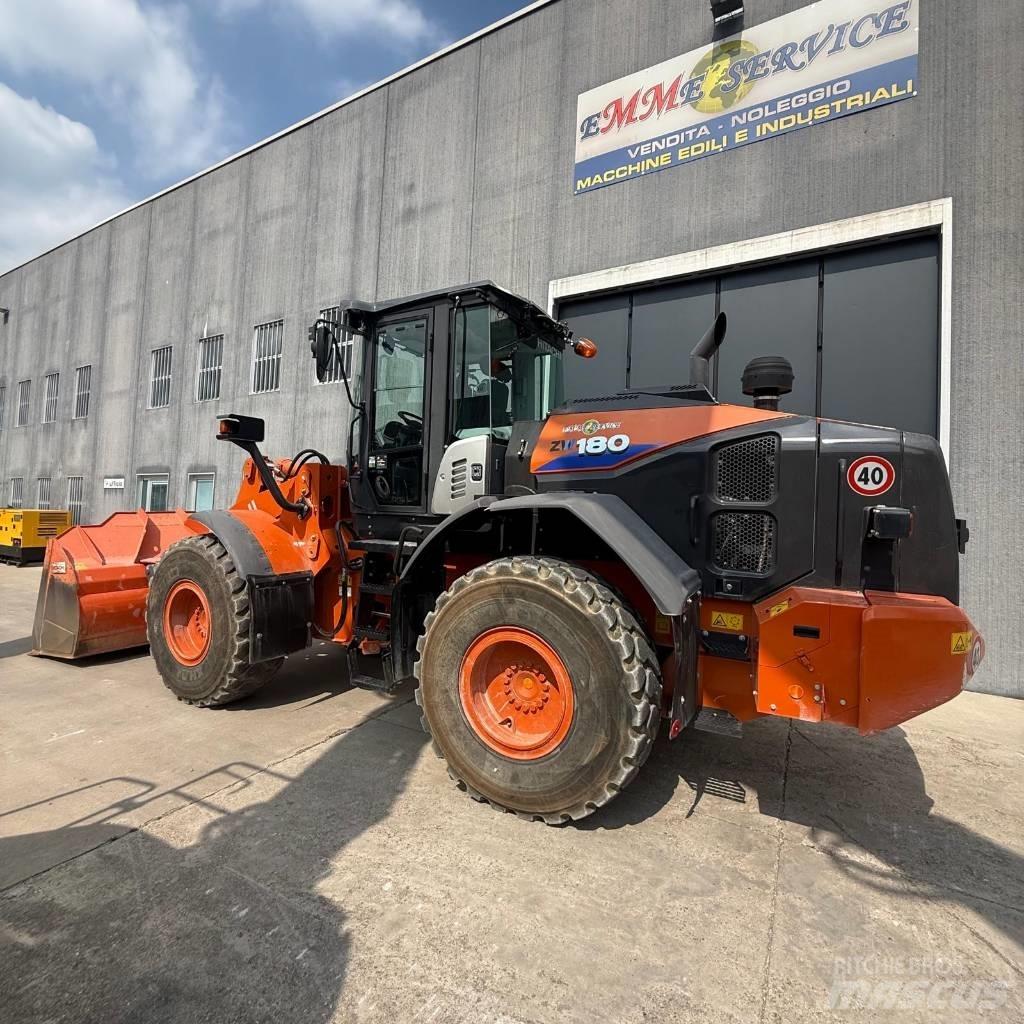 Hitachi ZW180-6 Wielladers
