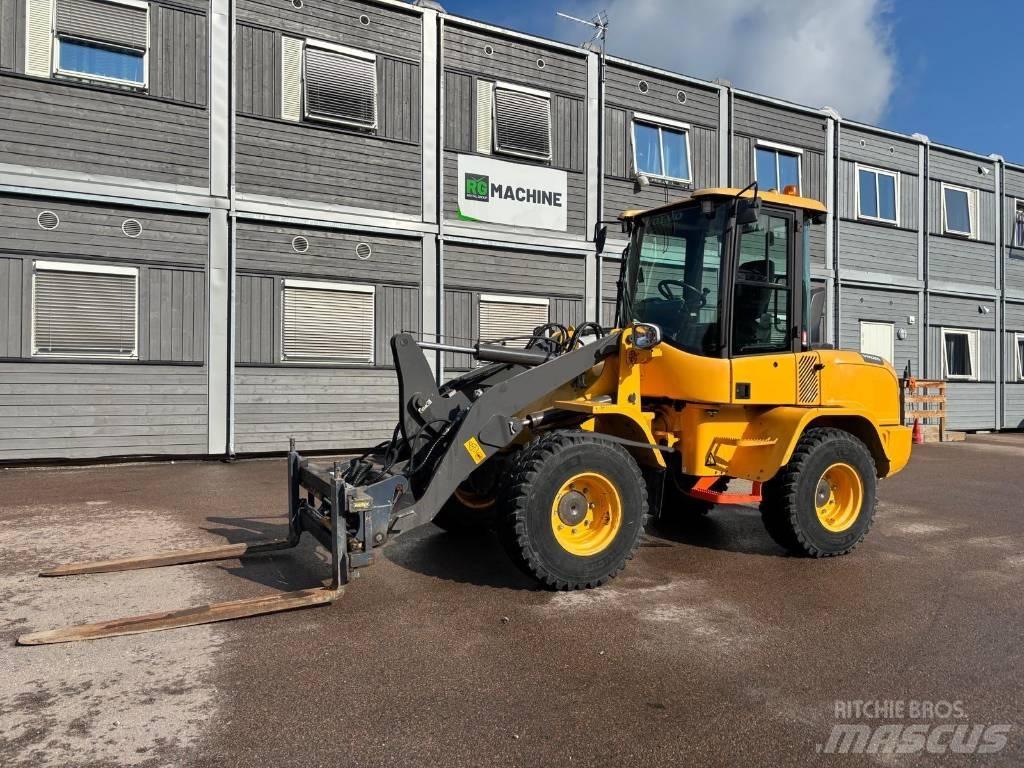 Volvo L 30 GS Wielladers