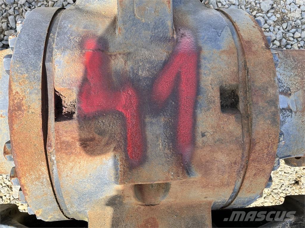 Komatsu 941.1 Transmissie