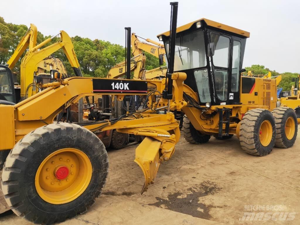 CAT 140K Graders