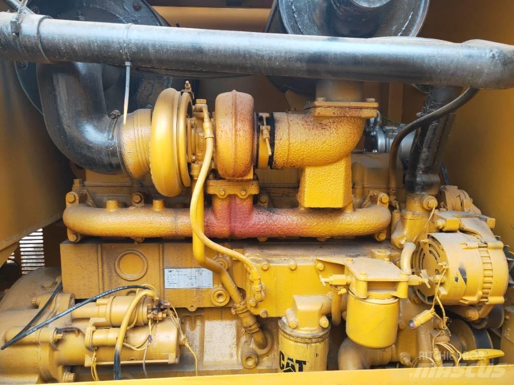 CAT 140K Graders