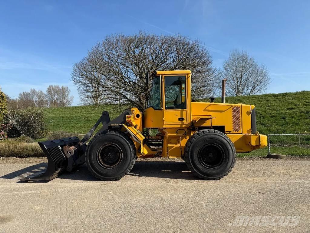 Volvo L70D Wielladers