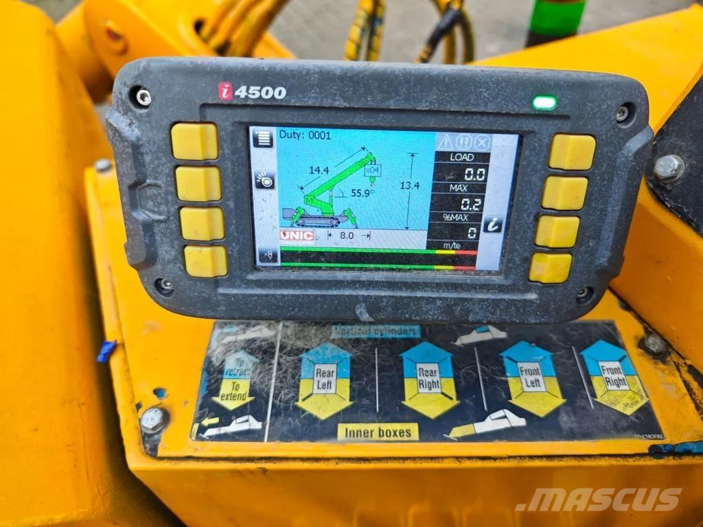 Unic URA 376 C Minikranen