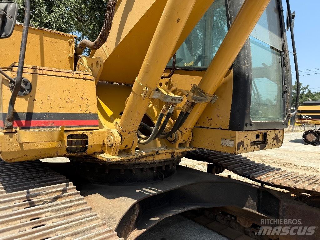 CAT 320 L Rupsgraafmachines