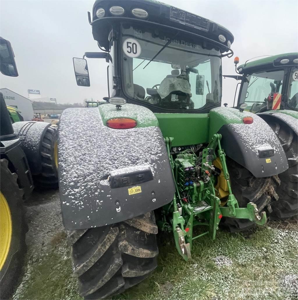 John Deere 8400 R Tractoren