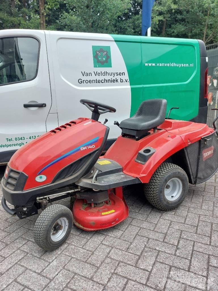 Toro zitmaaier DH140 Rijmaaiers