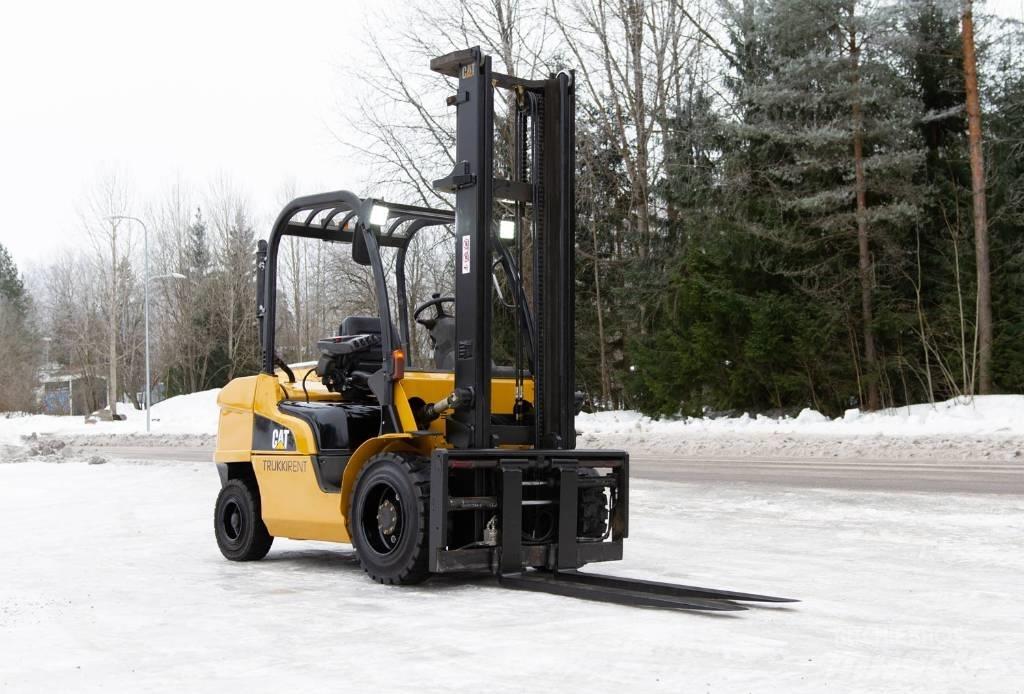 CAT DP 35 N Diesel heftrucks