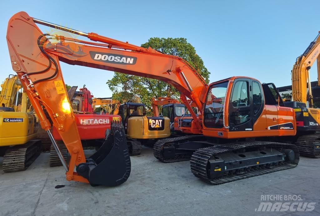 Doosan DX 225 Rupsgraafmachines