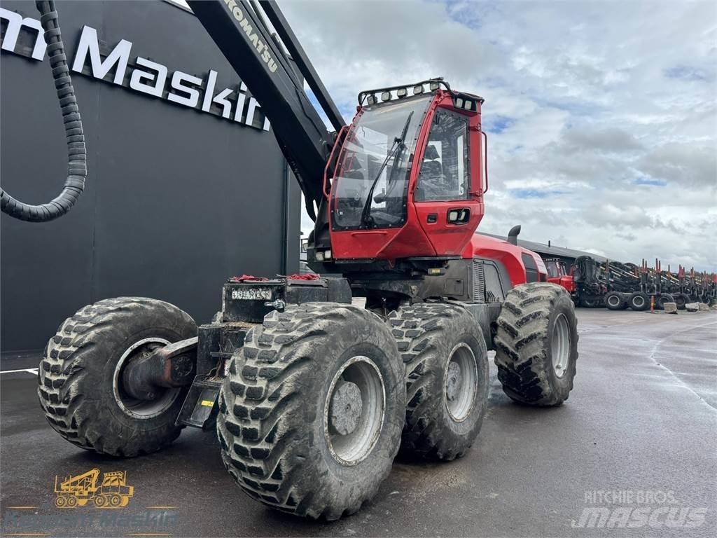 Komatsu 951 Harvesters