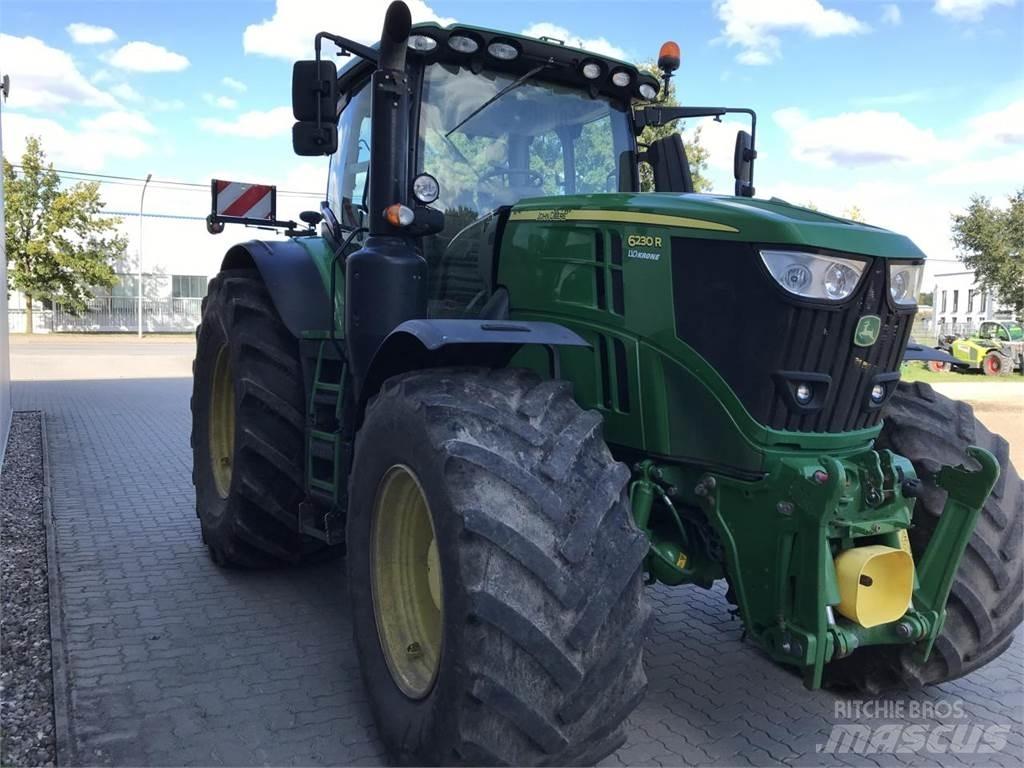 John Deere 6230R Tractoren