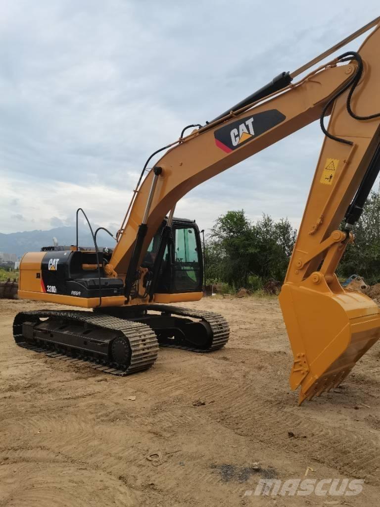 CAT 320D Rupsgraafmachines