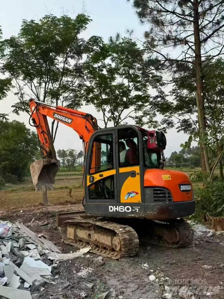 Doosan DH 60-7 Minigraafmachines < 7t