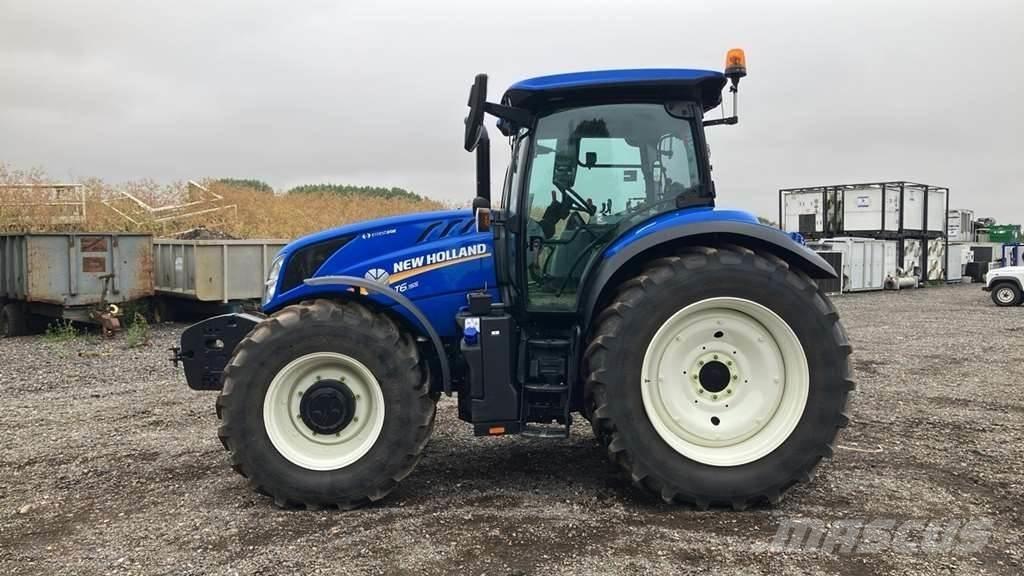 New Holland T6.155 Tractoren