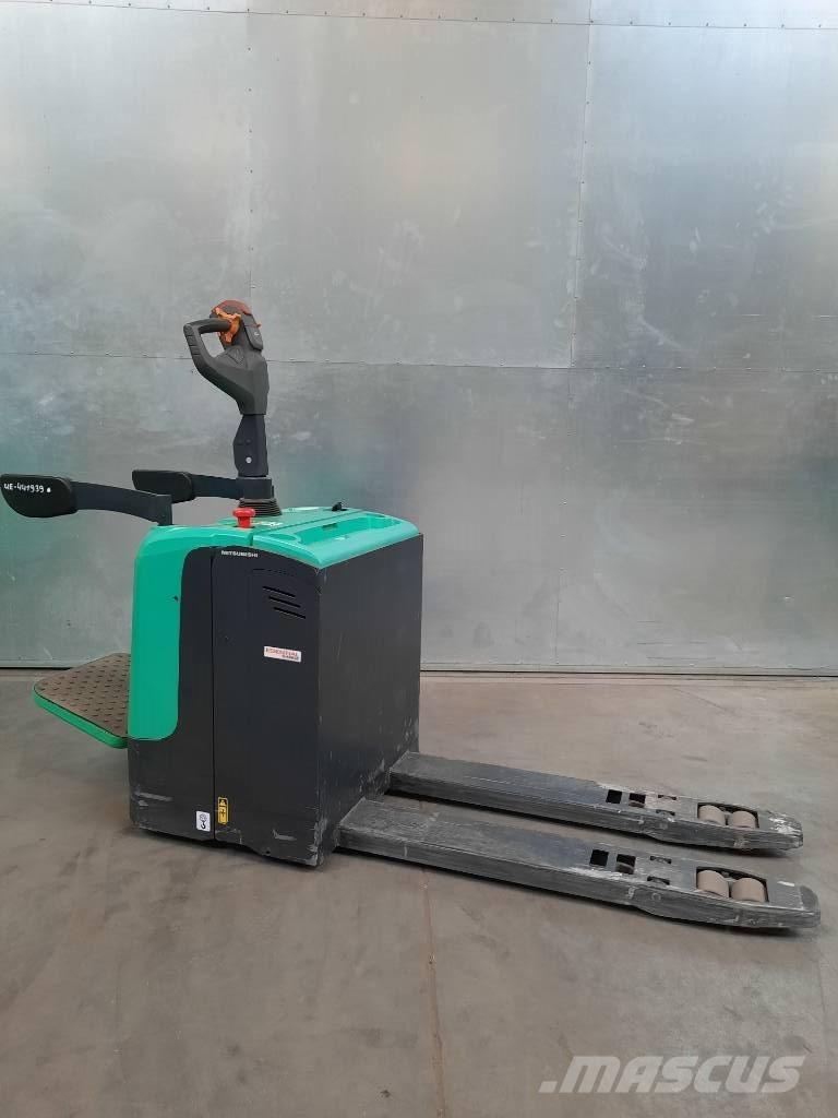 Mitsubishi PBV 20 QL Pallettruck met meerij platform