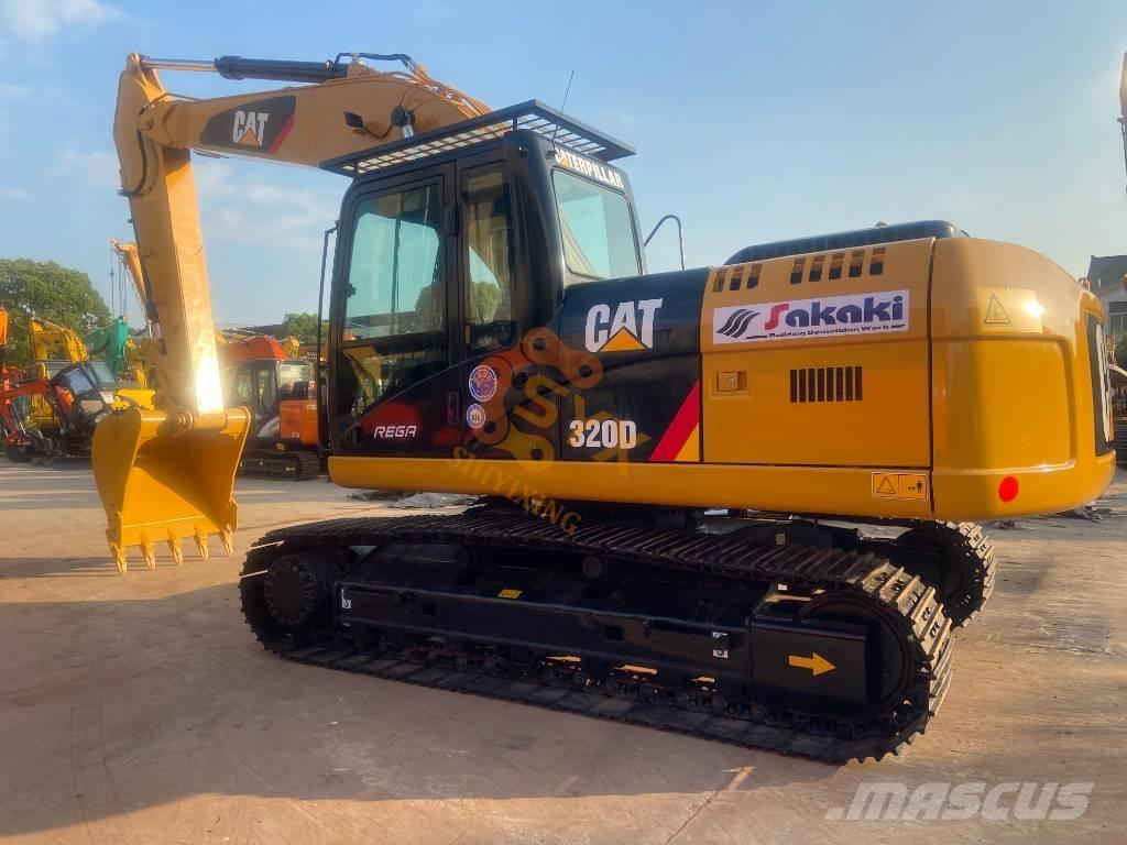 CAT CAT320 D2 Rupsgraafmachines