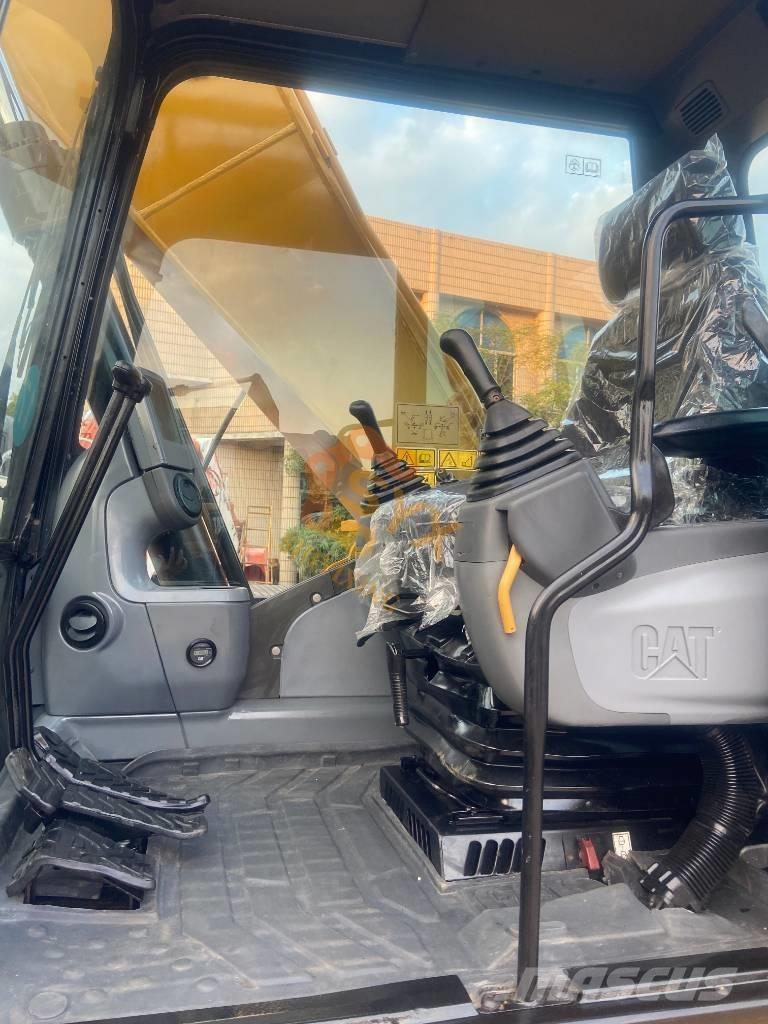 CAT CAT320 D2 Rupsgraafmachines