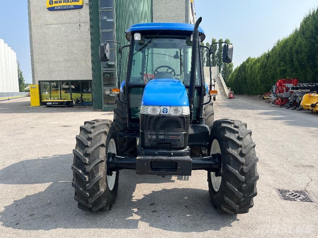 New Holland TD 90 D Tractoren