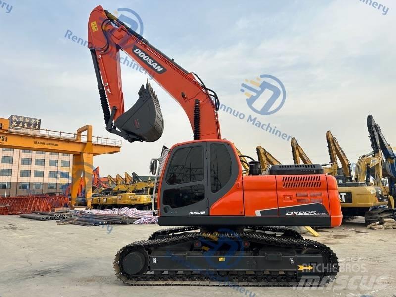 Doosan DX 225 LC-9C Rupsgraafmachines