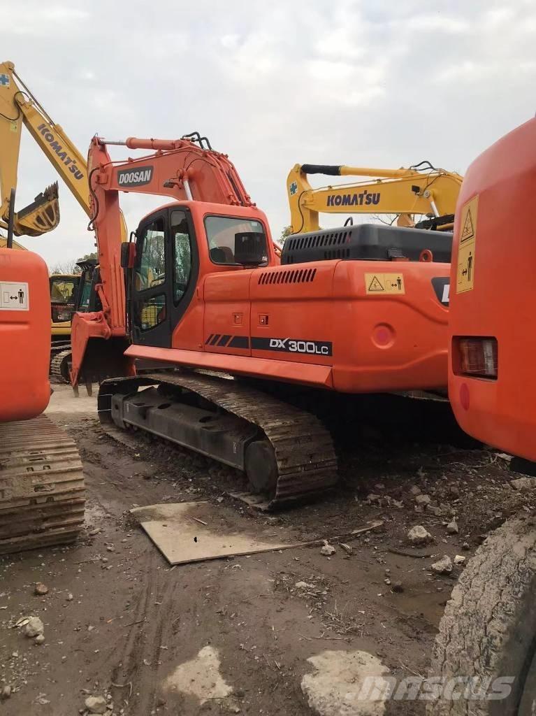 Doosan DX 300 Rupsgraafmachines