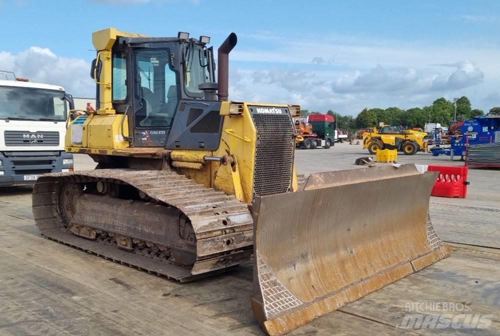 Komatsu D 61 PX-15 Rupsdozers