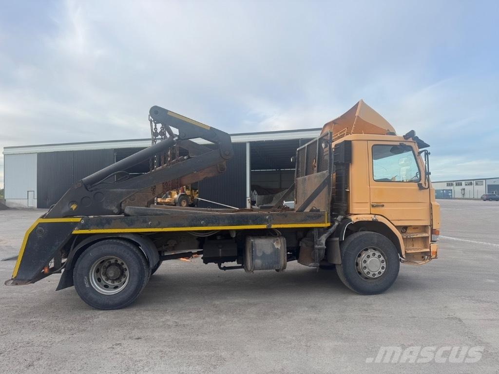 Scania P 82 H Portaalsysteem vrachtwagens