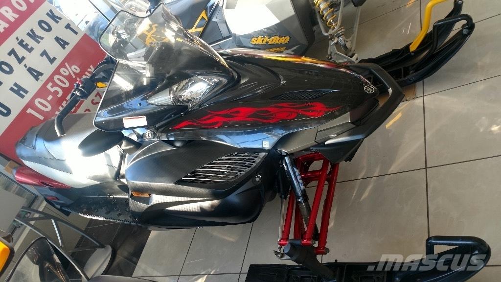 Yamaha Apex 1000 Sneeuwscooters
