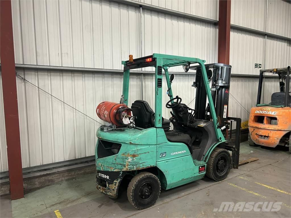 Mitsubishi FG25NT LPG heftrucks