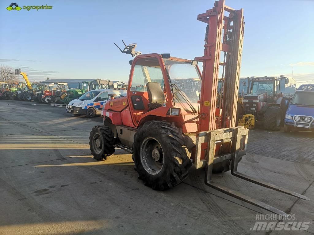 Manitou M 26.4 Vorkheftruck voor zwaar terrein