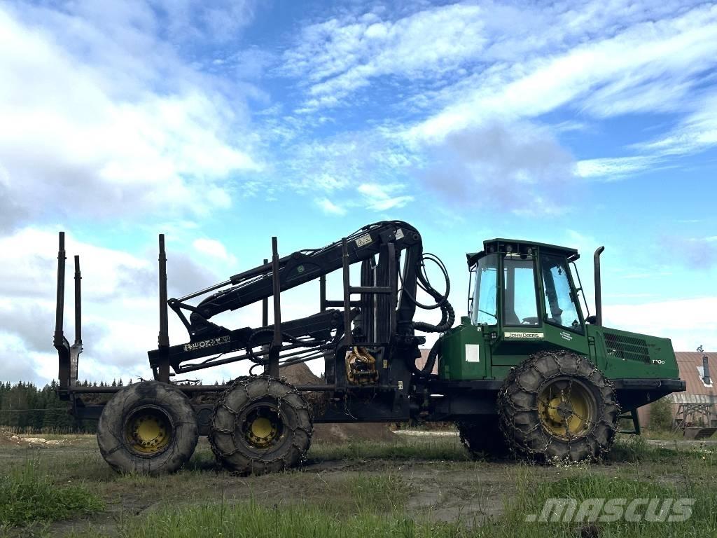 John Deere 1110 D Uitrijwagens