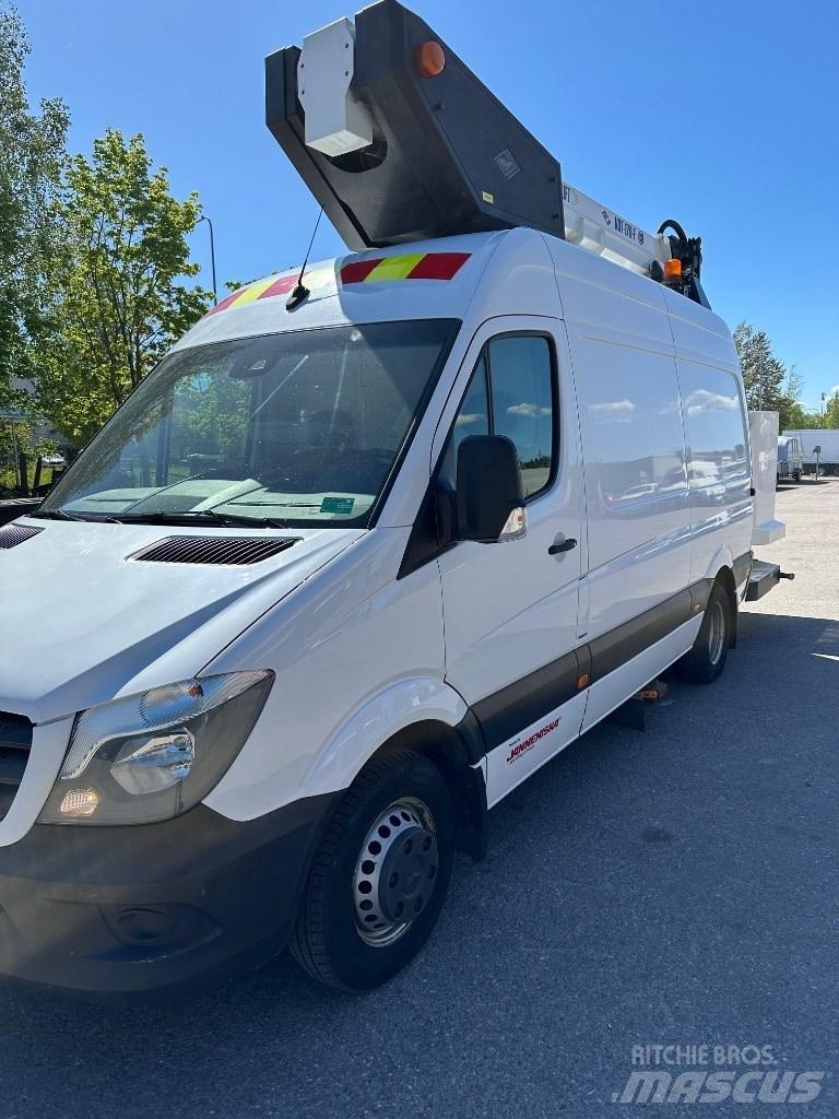 VERSALIFT VDT-170-F Auto hoogwerkers