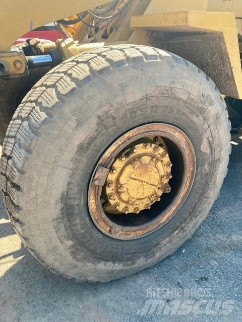 CAT 950 B Wielladers