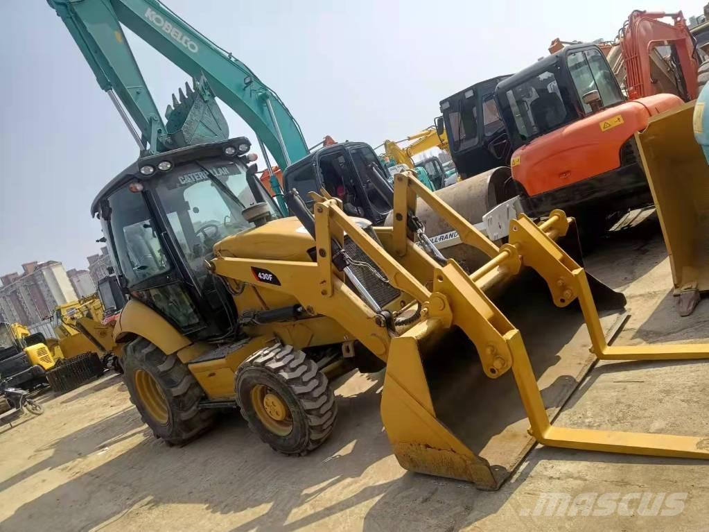 CAT 430F Graaf-laadcombinaties