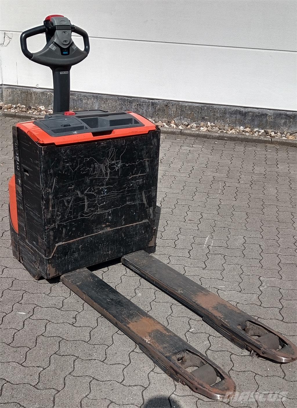 Toyota LWE 160 Meeloop stapelaar