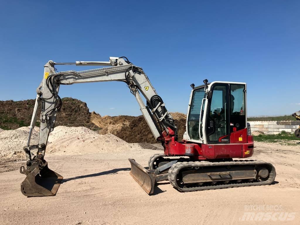 Takeuchi TB 280 FR Midigraafmachines 7t - 12t