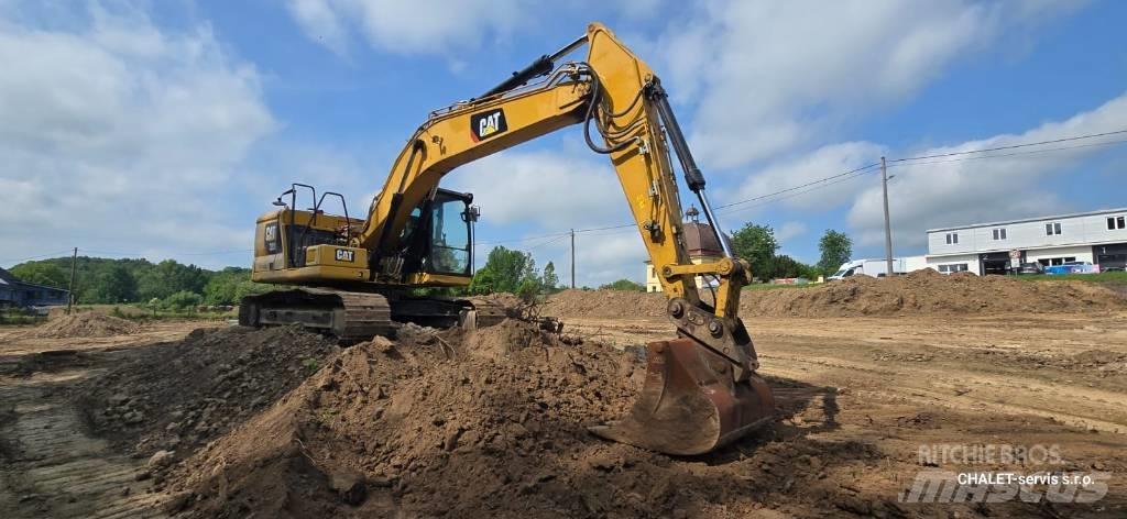 CAT 320 Rupsgraafmachines