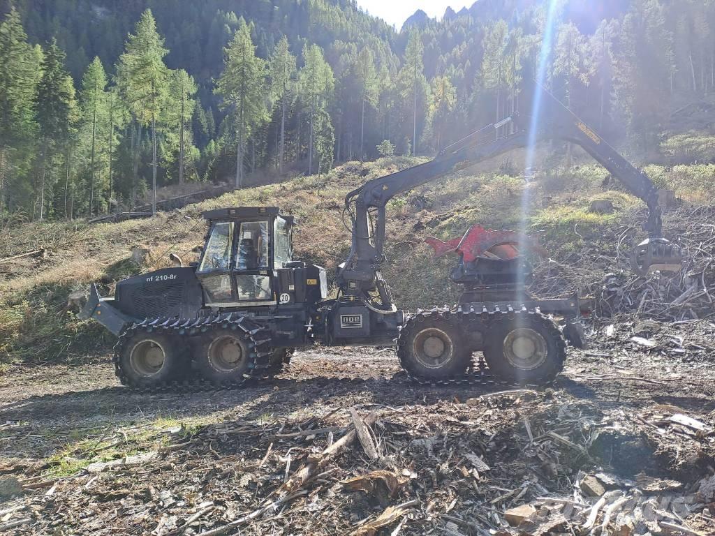 Noe 210 8R Uitrijwagens