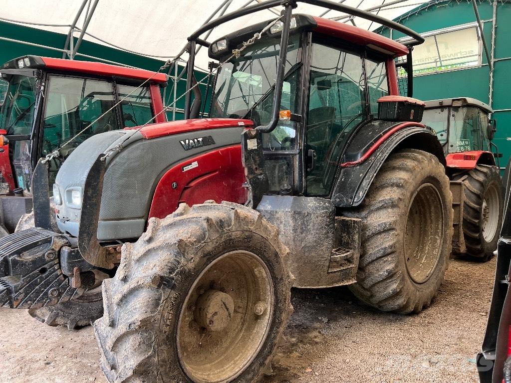 Valtra N 121 Bosbouw tractoren
