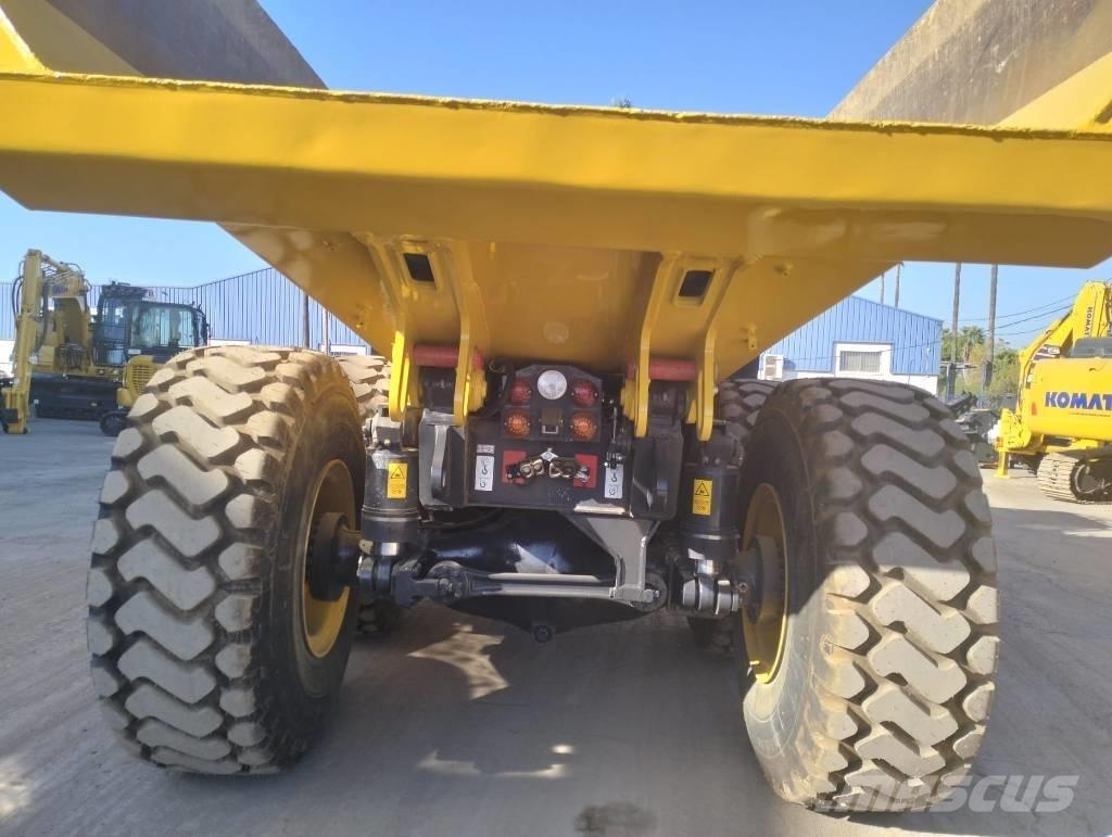 Komatsu HM 300-5EO Knik dumptrucks