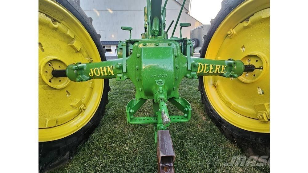 John Deere B Bosbouw graafmachines