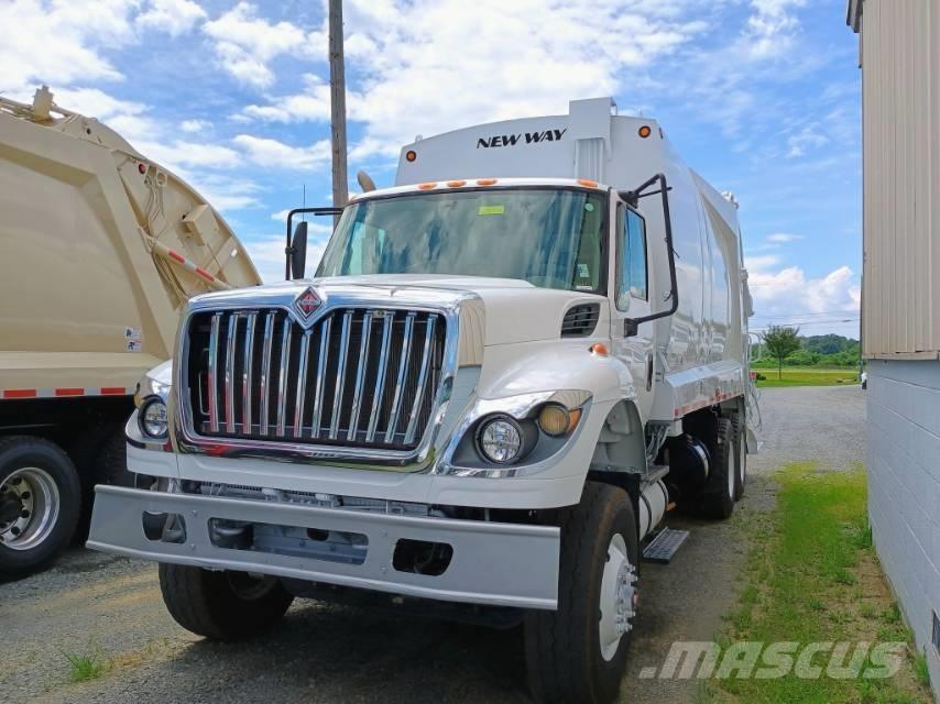 International 7400 Vuilniswagens