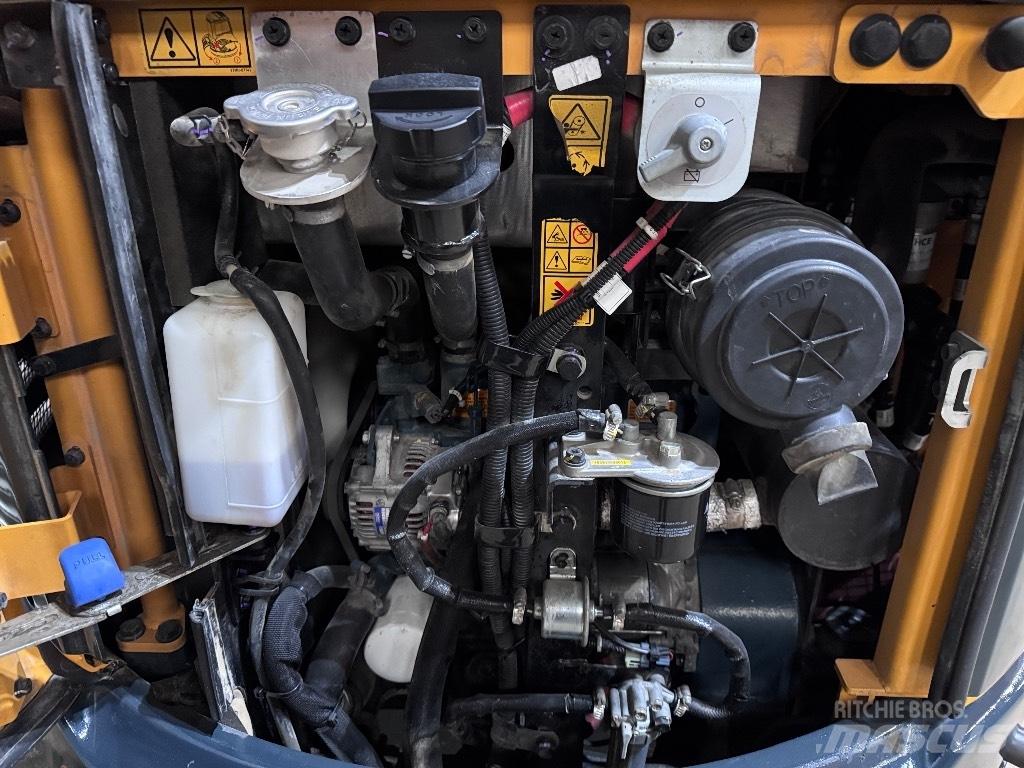 Hyundai R25Z-9 AK Minigraafmachines < 7t