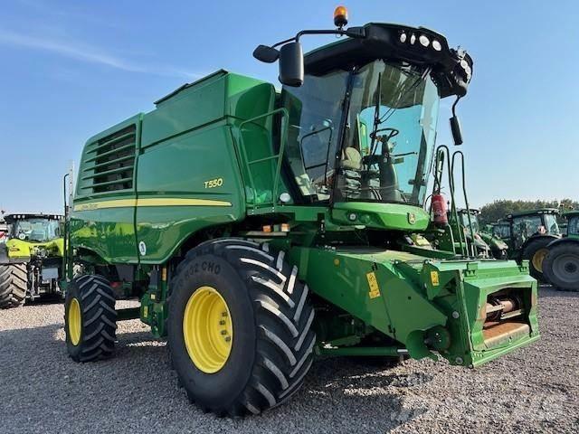 John Deere T 550 Maaidorsmachines