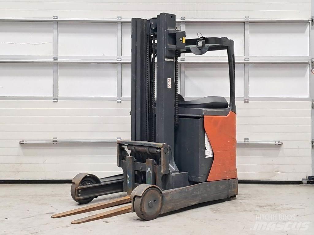Linde R20-01 Reachtruck voor hoog niveau