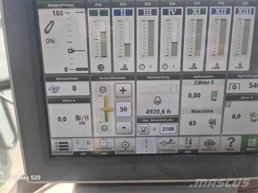John Deere 6130R Tractoren