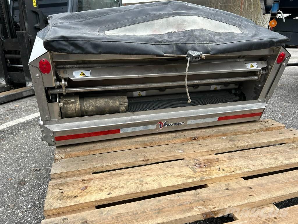 Ventrac SA250 Strooibak