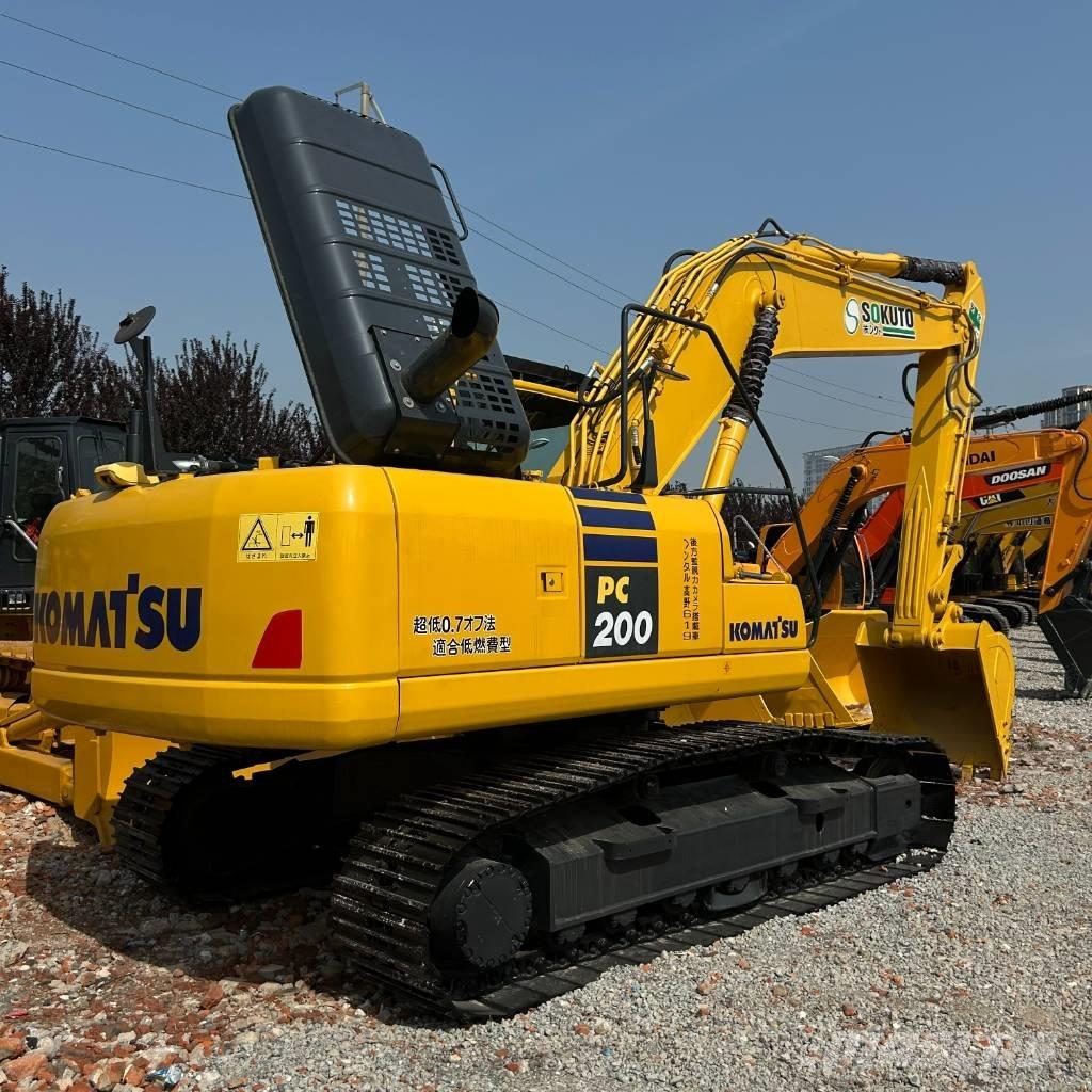Komatsu 200-8 Rupsgraafmachines